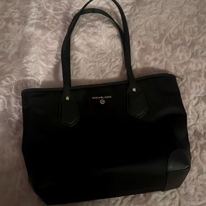 EUC- Michael Kors Shoulder bag